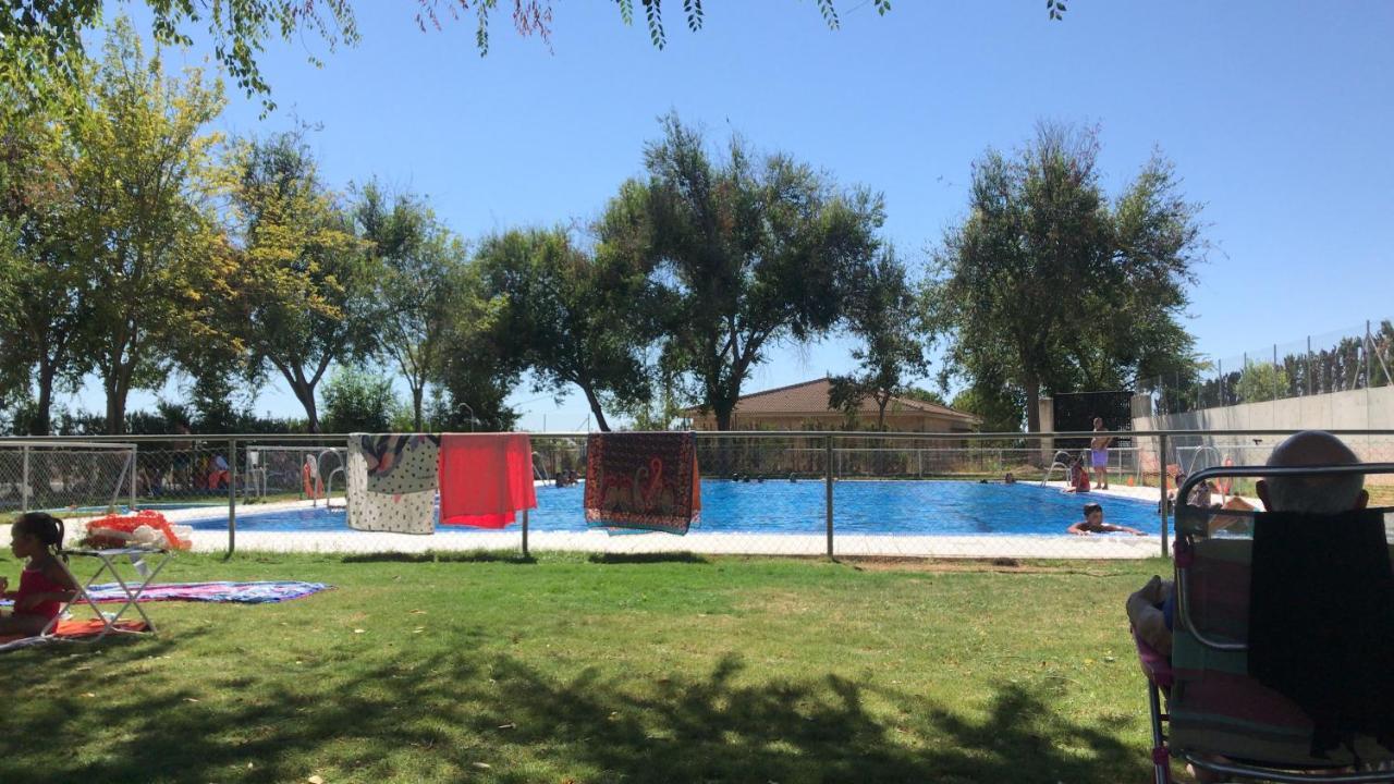 Design & Art, Patio With Orange Tree, Near Seville Carrion de Los Cespedes ภายนอก รูปภาพ